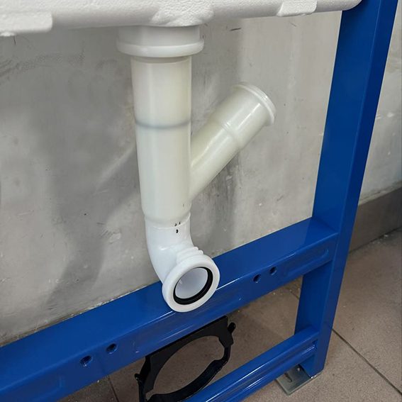 Hidden cister with Ventilation Pipe